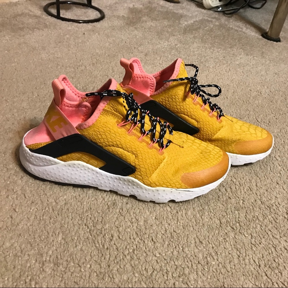 Nike Huaraches